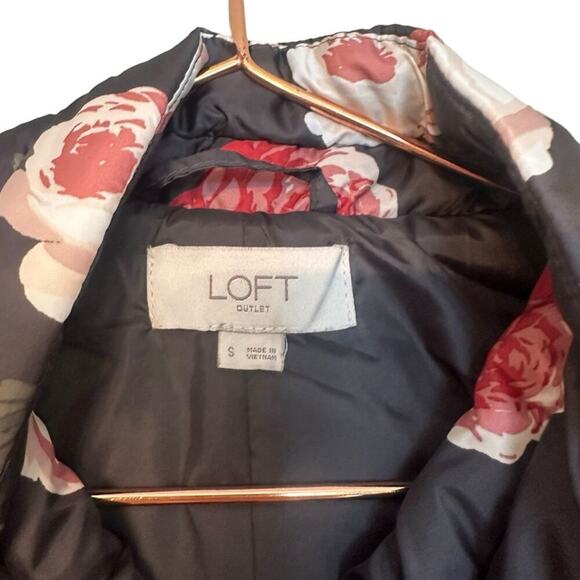 Loft Outlet Rose Floral Puffer Vest - Size Small - Picture 3 of 6